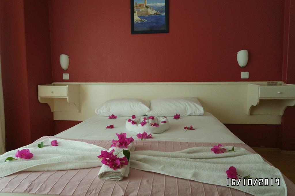 Villa Dedem Hotel Foça Phòng bức ảnh